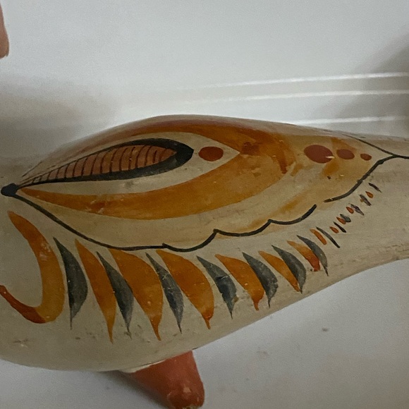 Vintage Mexican Tonala Hand painted Pottery Toucan Signed Numbers. - Picture 8 of 10